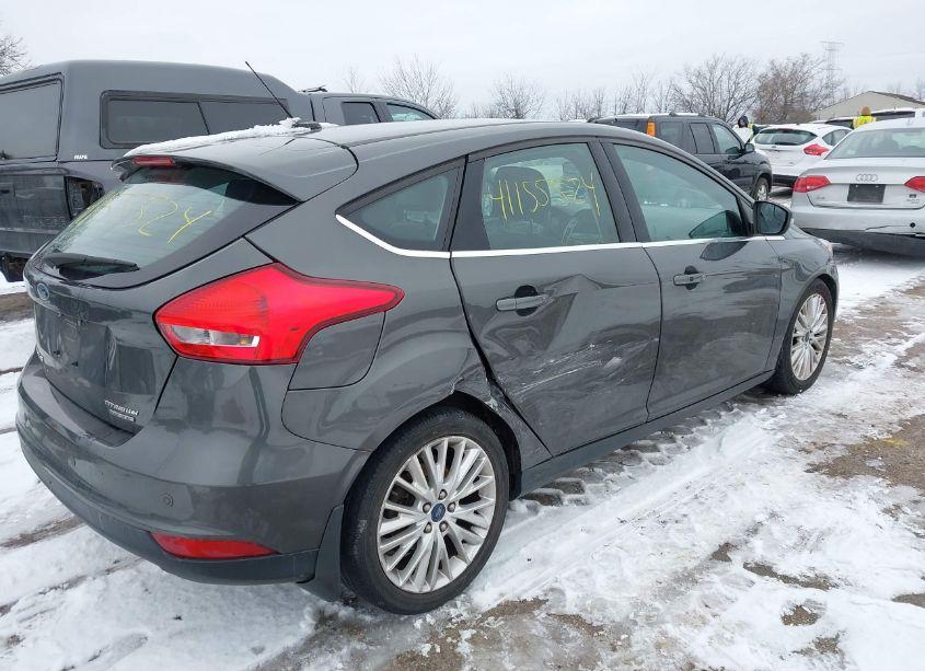 Photo 6 of 2015 Ford Focus TITANIUM (VIN 1FADP3N28FL298917)