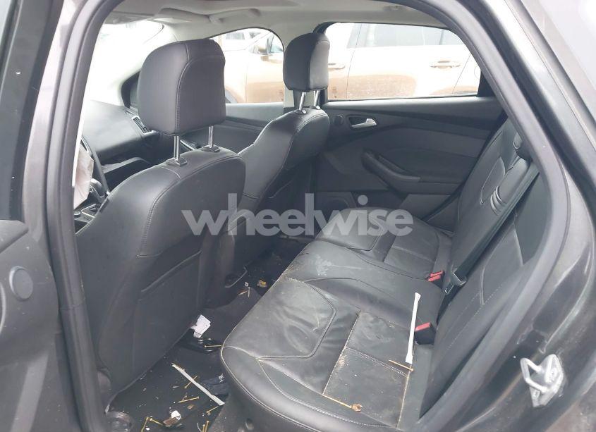 Photo 8 of 2016 Ford Focus TITANIUM (VIN 1FADP3N28GL252005)