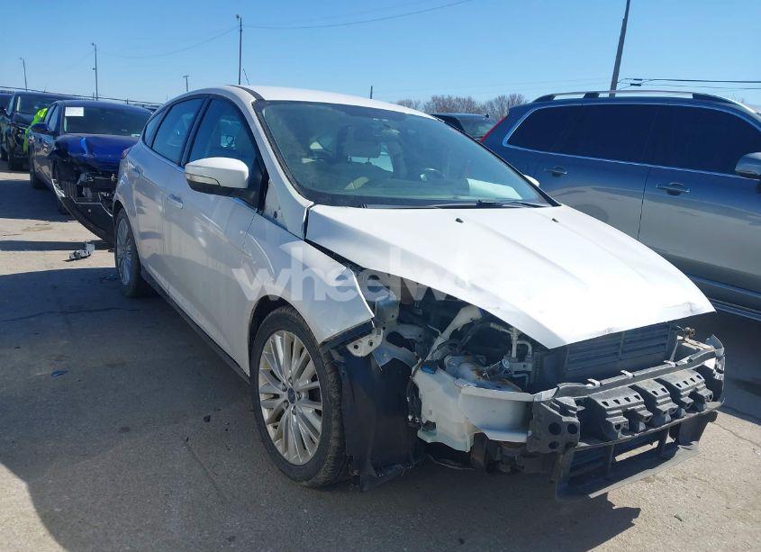 2016 Ford Focus TITANIUM (VIN 1FADP3N28GL295307) main photo