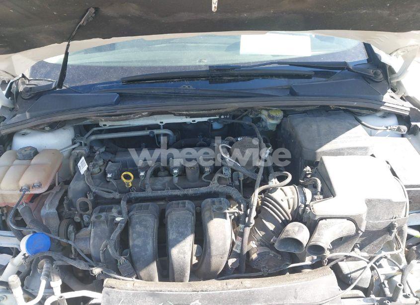 Photo 10 of 2016 Ford Focus TITANIUM (VIN 1FADP3N28GL295307)