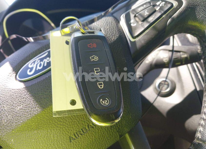 Photo 11 of 2016 Ford Focus TITANIUM (VIN 1FADP3N28GL295307)