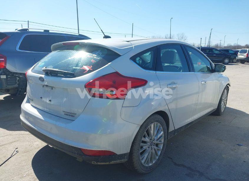 Photo 4 of 2016 Ford Focus TITANIUM (VIN 1FADP3N28GL295307)