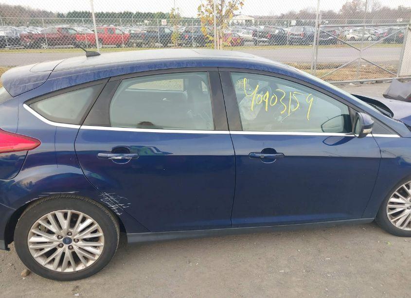 Photo 13 of 2017 Ford Focus TITANIUM (VIN 1FADP3N28HL228336)