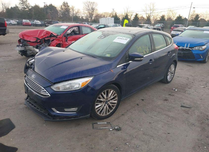 Photo 2 of 2017 Ford Focus TITANIUM (VIN 1FADP3N28HL228336)