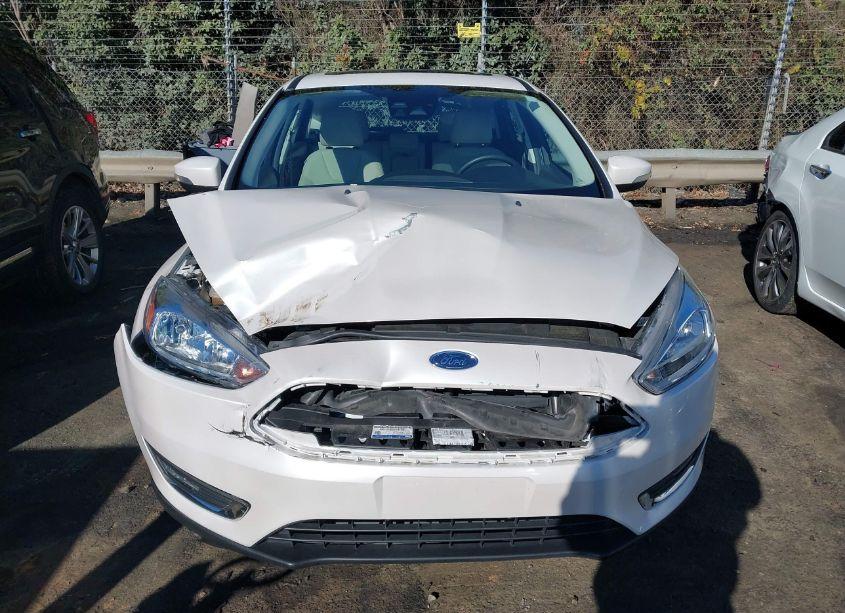 Photo 12 of 2017 Ford Focus TITANIUM (VIN 1FADP3N28HL317226)