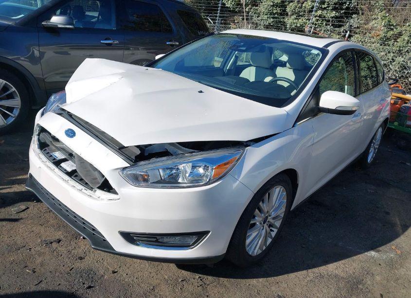 Photo 2 of 2017 Ford Focus TITANIUM (VIN 1FADP3N28HL317226)