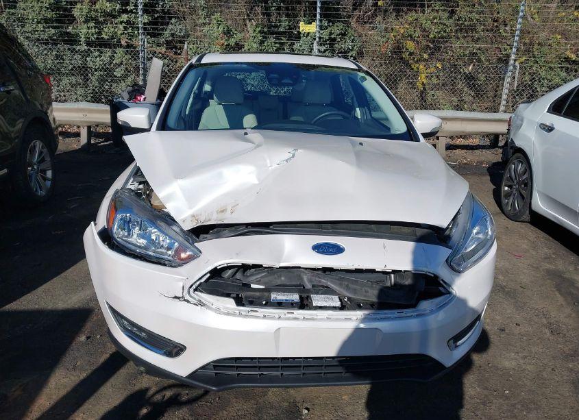 Photo 6 of 2017 Ford Focus TITANIUM (VIN 1FADP3N28HL317226)