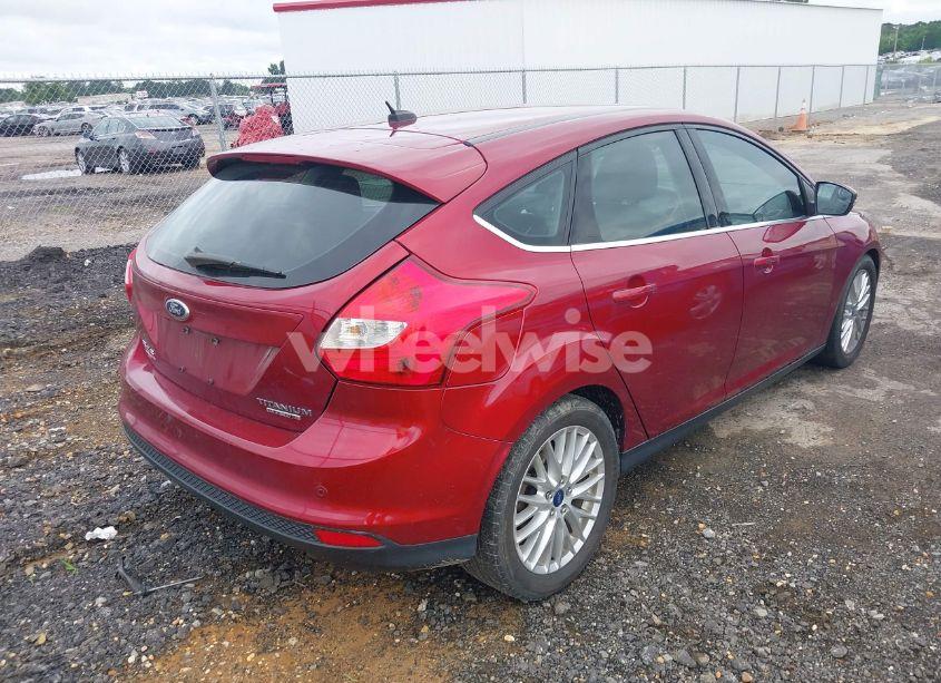 Photo 4 of 2013 Ford Focus TITANIUM (VIN 1FADP3N29DL121127)
