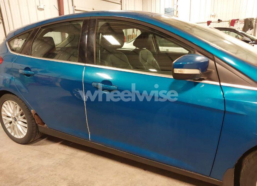 Photo 13 of 2013 Ford Focus TITANIUM (VIN 1FADP3N29DL143144)