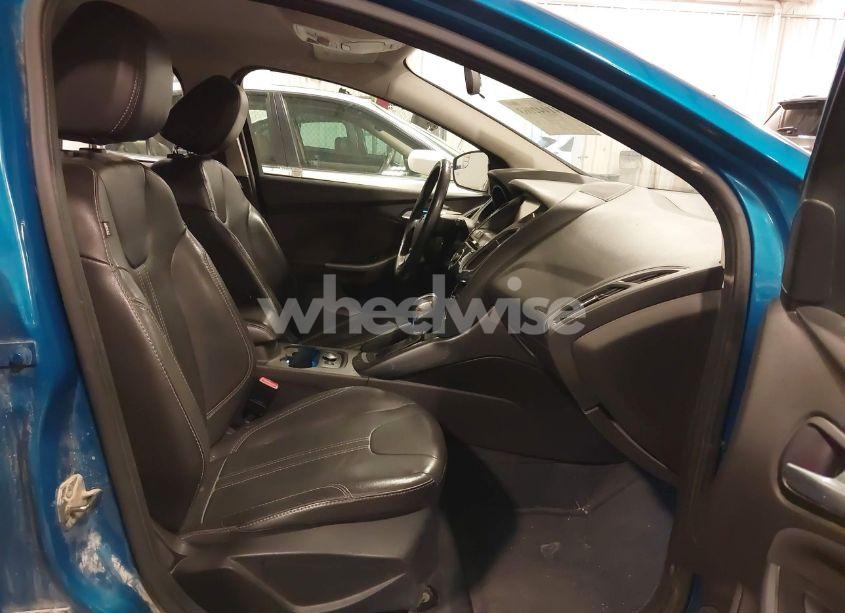 Photo 5 of 2013 Ford Focus TITANIUM (VIN 1FADP3N29DL143144)
