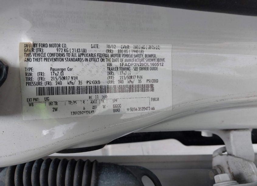 Photo 9 of 2013 Ford Focus TITANIUM (VIN 1FADP3N29DL160512)