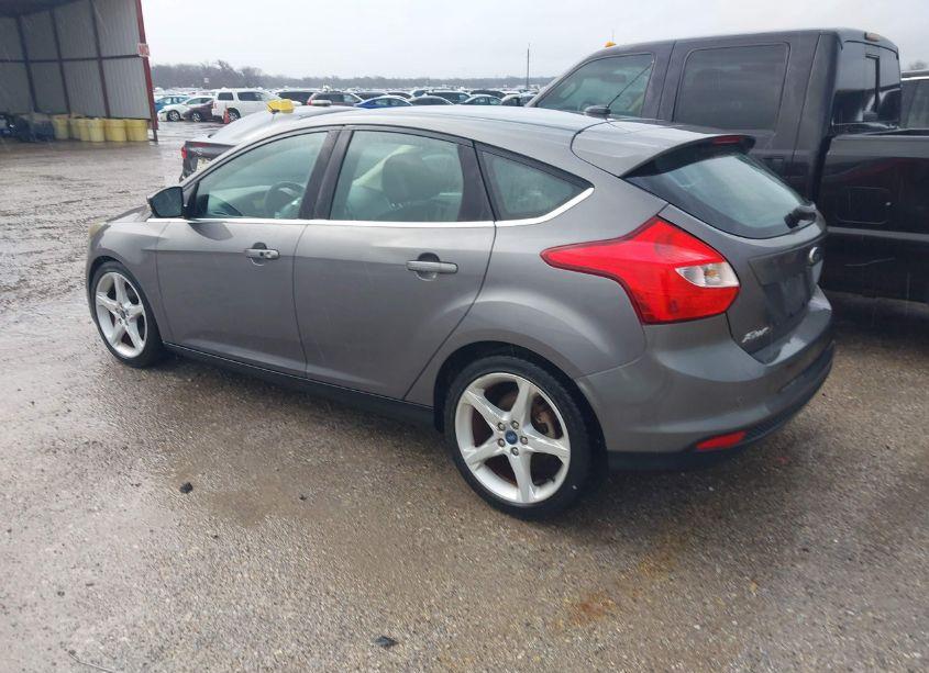 Photo 3 of 2013 Ford Focus TITANIUM (VIN 1FADP3N29DL282691)