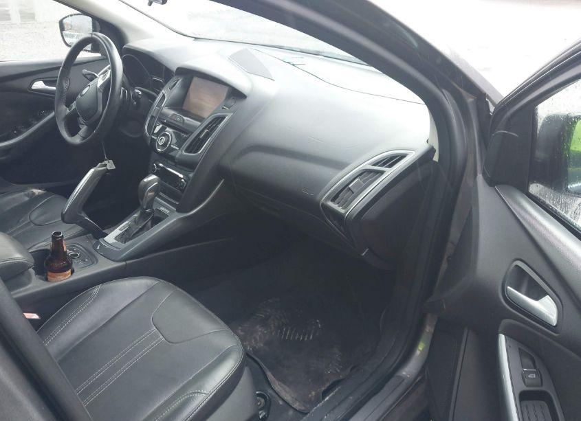 Photo 5 of 2013 Ford Focus TITANIUM (VIN 1FADP3N29DL282691)