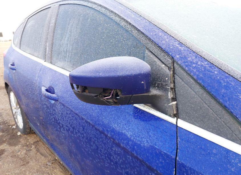 Photo 6 of 2015 Ford Focus TITANIUM (VIN 1FADP3N29FL239939)