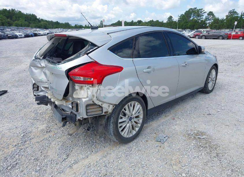 Photo 4 of 2018 Ford Focus TITANIUM (VIN 1FADP3N29JL232336)