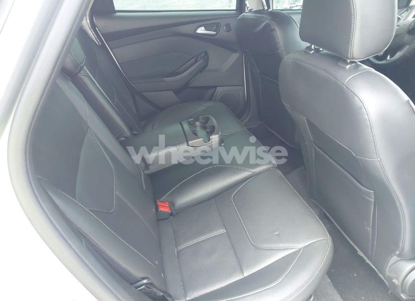 Photo 8 of 2018 Ford Focus TITANIUM (VIN 1FADP3N29JL232336)
