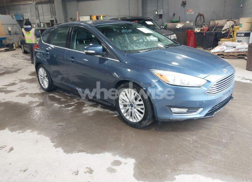 2018 Ford Focus TITANIUM (VIN 1FADP3N29JL242428) main photo