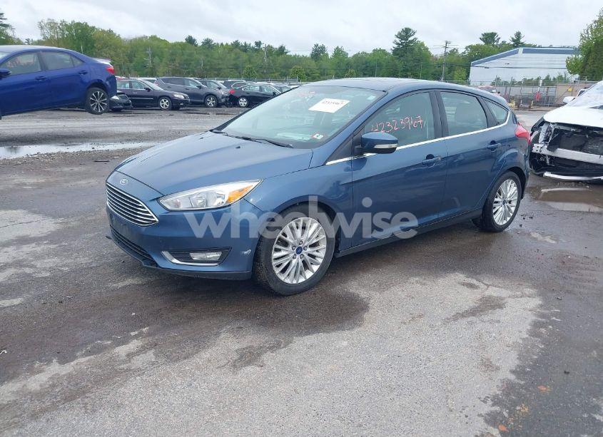 Photo 2 of 2018 Ford Focus TITANIUM (VIN 1FADP3N29JL242428)