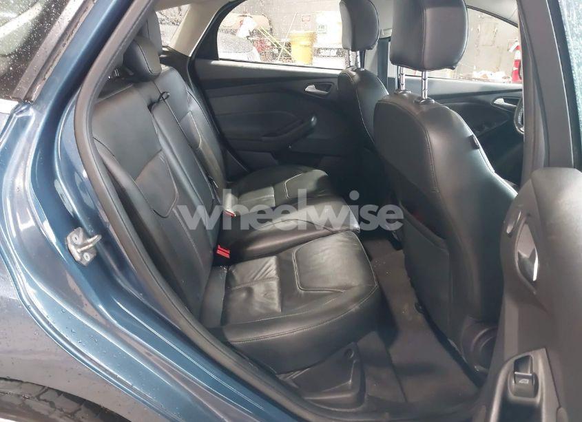 Photo 8 of 2018 Ford Focus TITANIUM (VIN 1FADP3N29JL242428)