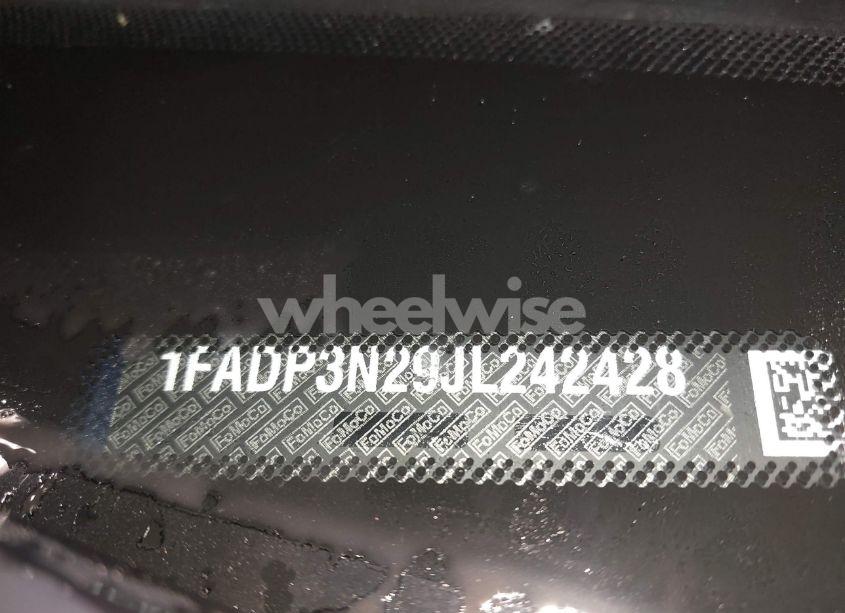 Photo 9 of 2018 Ford Focus TITANIUM (VIN 1FADP3N29JL242428)