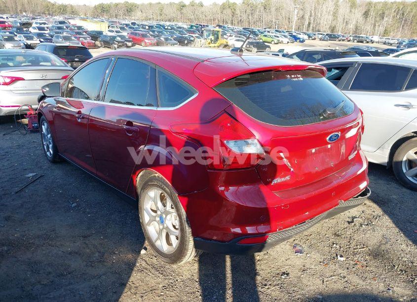 Photo 3 of 2013 Ford Focus TITANIUM (VIN 1FADP3N2XDL104465)