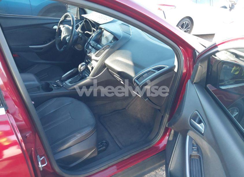 Photo 5 of 2013 Ford Focus TITANIUM (VIN 1FADP3N2XDL104465)