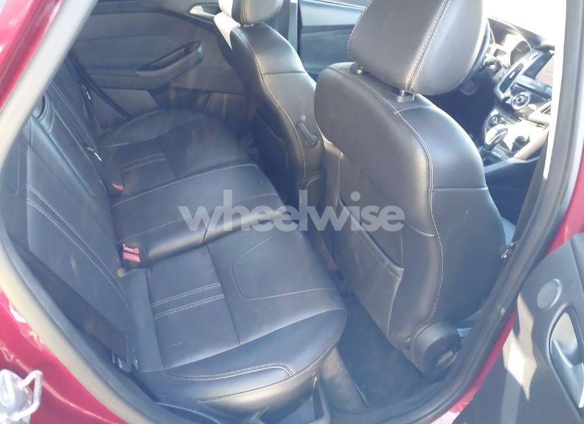 Photo 8 of 2013 Ford Focus TITANIUM (VIN 1FADP3N2XDL104465)