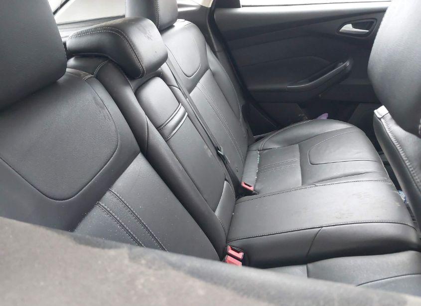 Photo 8 of 2013 Ford Focus TITANIUM (VIN 1FADP3N2XDL143685)