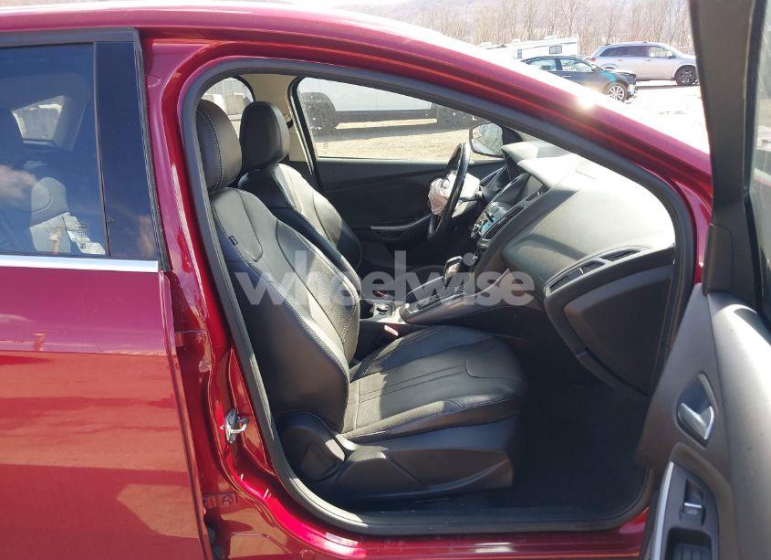 Photo 5 of 2013 Ford Focus TITANIUM (VIN 1FADP3N2XDL168103)