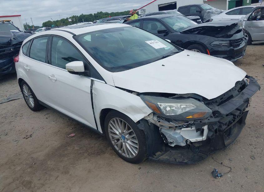 2013 Ford Focus TITANIUM (VIN 1FADP3N2XDL206932) main photo