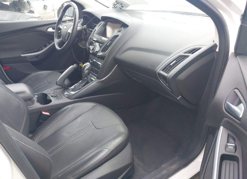 Photo 5 of 2013 Ford Focus TITANIUM (VIN 1FADP3N2XDL206932)