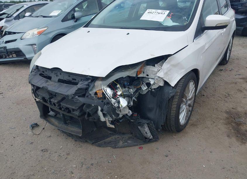 Photo 6 of 2013 Ford Focus TITANIUM (VIN 1FADP3N2XDL206932)