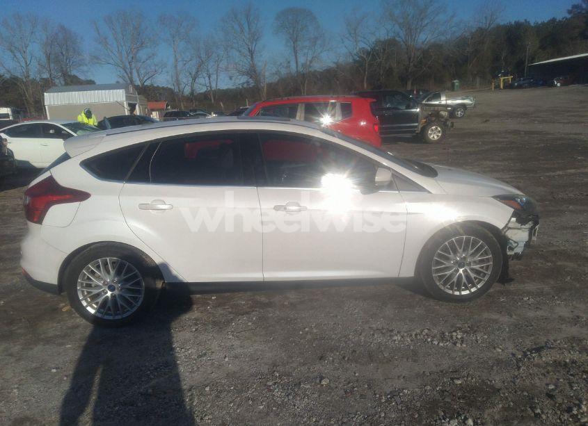 Photo 13 of 2013 Ford Focus TITANIUM (VIN 1FADP3N2XDL299855)