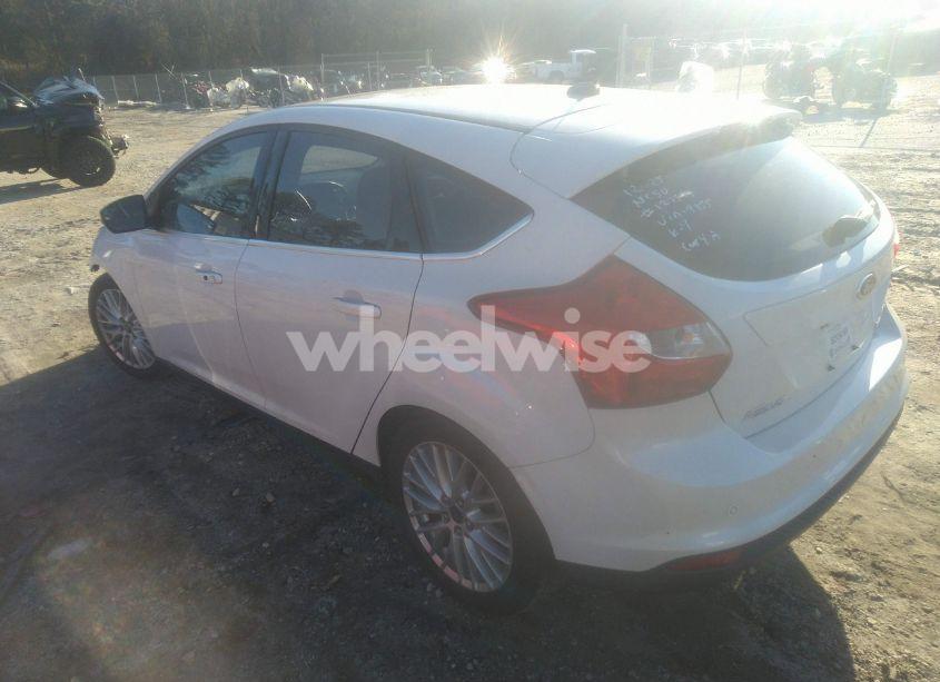 Photo 3 of 2013 Ford Focus TITANIUM (VIN 1FADP3N2XDL299855)