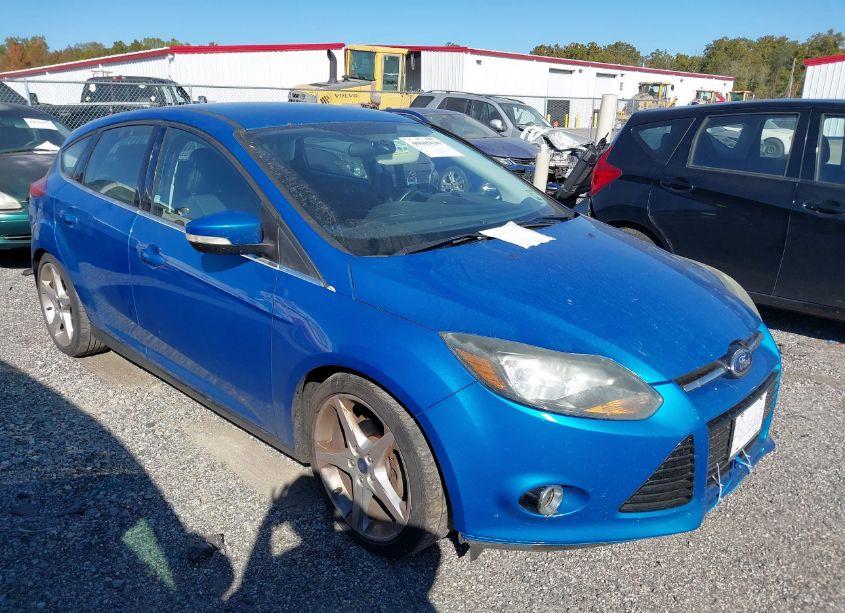 2014 Ford Focus TITANIUM (VIN 1FADP3N2XEL134695) main photo