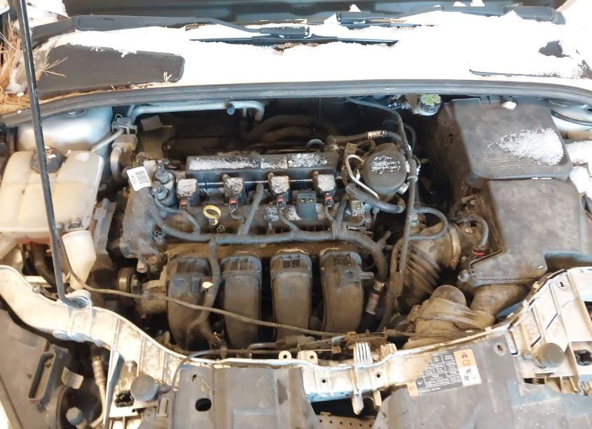 Photo 10 of 2015 Ford Focus TITANIUM (VIN 1FADP3N2XFL205069)