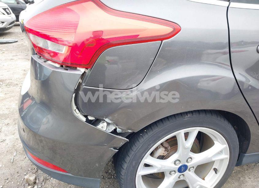 Photo 20 of 2015 Ford Focus TITANIUM (VIN 1FADP3N2XFL227573)