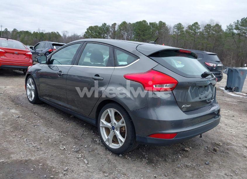 Photo 3 of 2015 Ford Focus TITANIUM (VIN 1FADP3N2XFL227573)