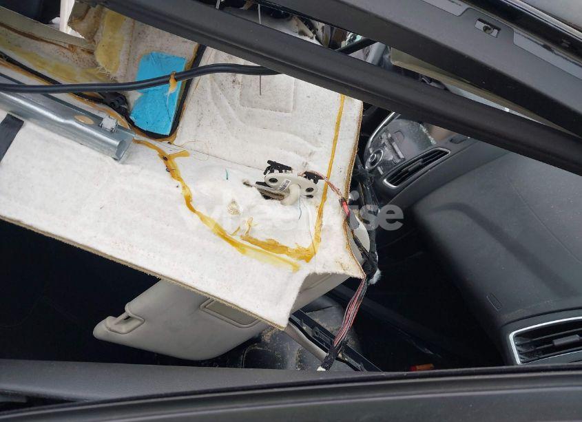 Photo 5 of 2015 Ford Focus TITANIUM (VIN 1FADP3N2XFL259357)