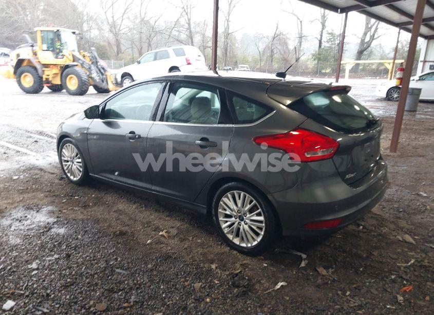 Photo 3 of 2016 Ford Focus TITANIUM (VIN 1FADP3N2XGL299584)