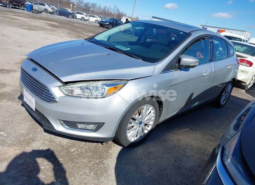 Photo 2 of 2017 Ford Focus TITANIUM (VIN 1FADP3N2XHL291485)