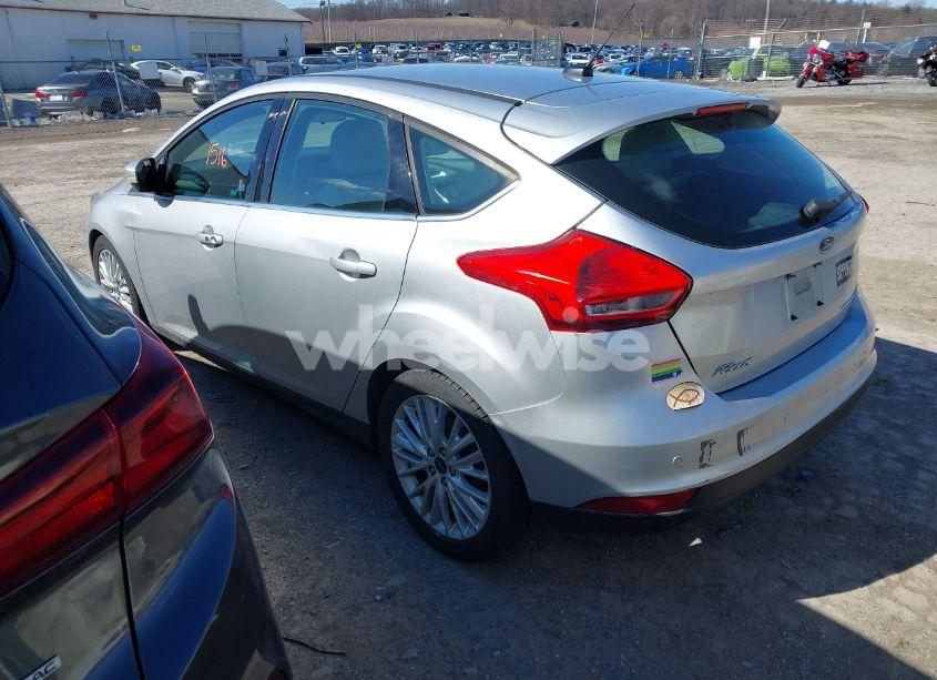 Photo 3 of 2017 Ford Focus TITANIUM (VIN 1FADP3N2XHL291485)