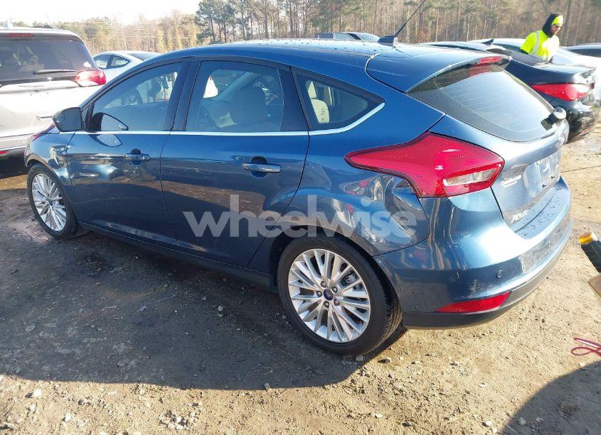 Photo 3 of 2018 Ford Focus TITANIUM (VIN 1FADP3N2XJL279326)
