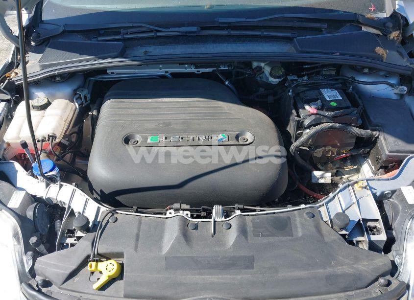 Photo 10 of 2013 Ford Focus ELECTRIC (VIN 1FADP3R40DL364398)
