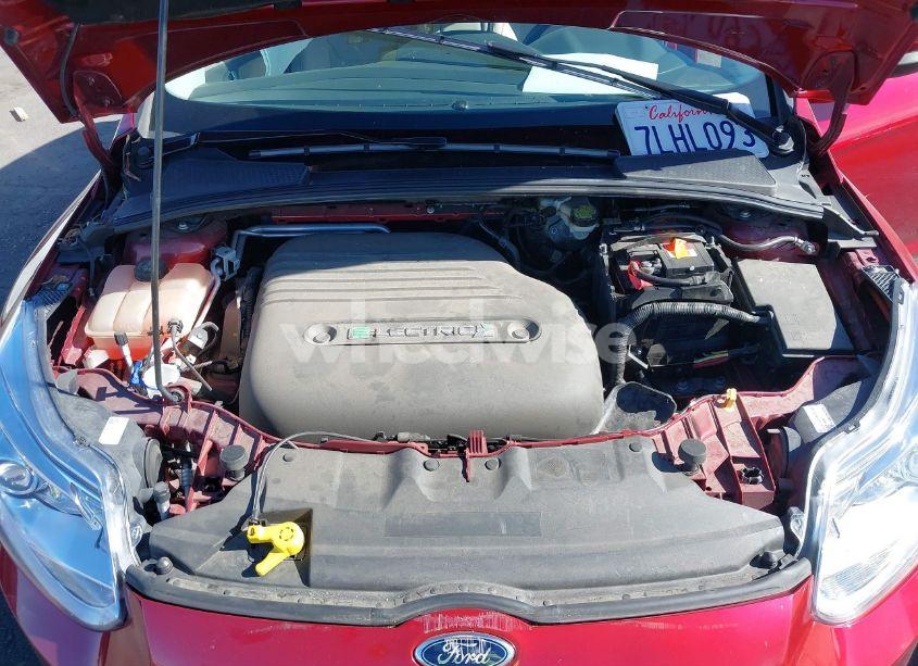 Photo 10 of 2015 Ford Focus ELECTRIC (VIN 1FADP3R40FL232082)