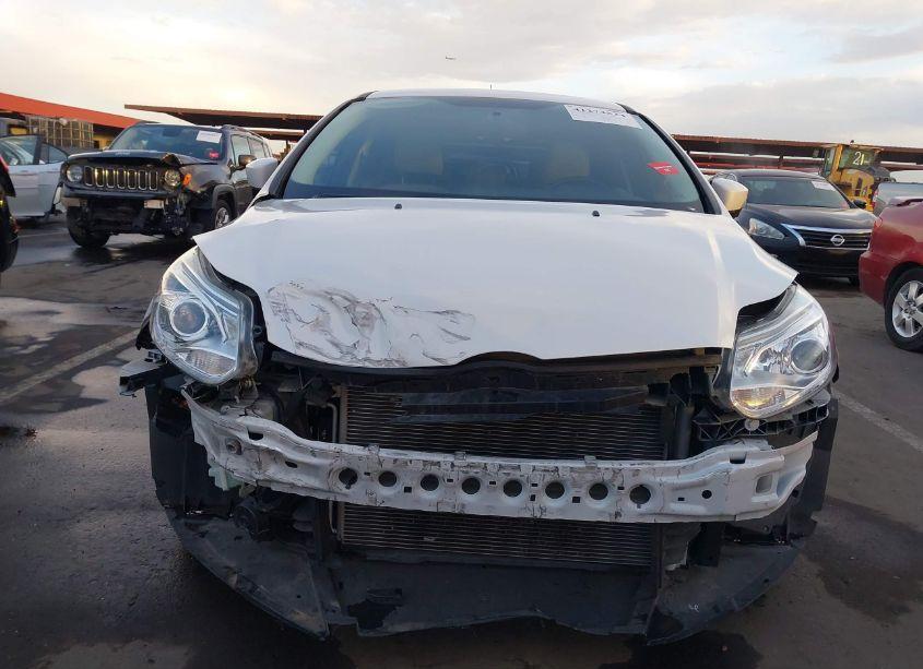 Photo 6 of 2013 Ford Focus ELECTRIC (VIN 1FADP3R45DL364350)