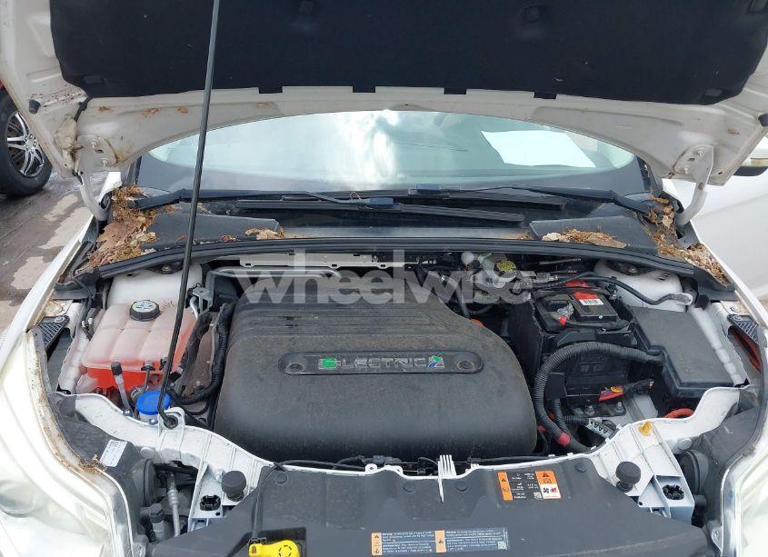 Photo 10 of 2013 Ford Focus ELECTRIC (VIN 1FADP3R46DL133781)