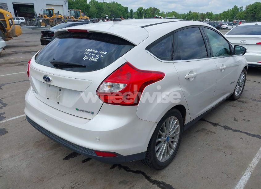 Photo 4 of 2013 Ford Focus ELECTRIC (VIN 1FADP3R46DL133781)