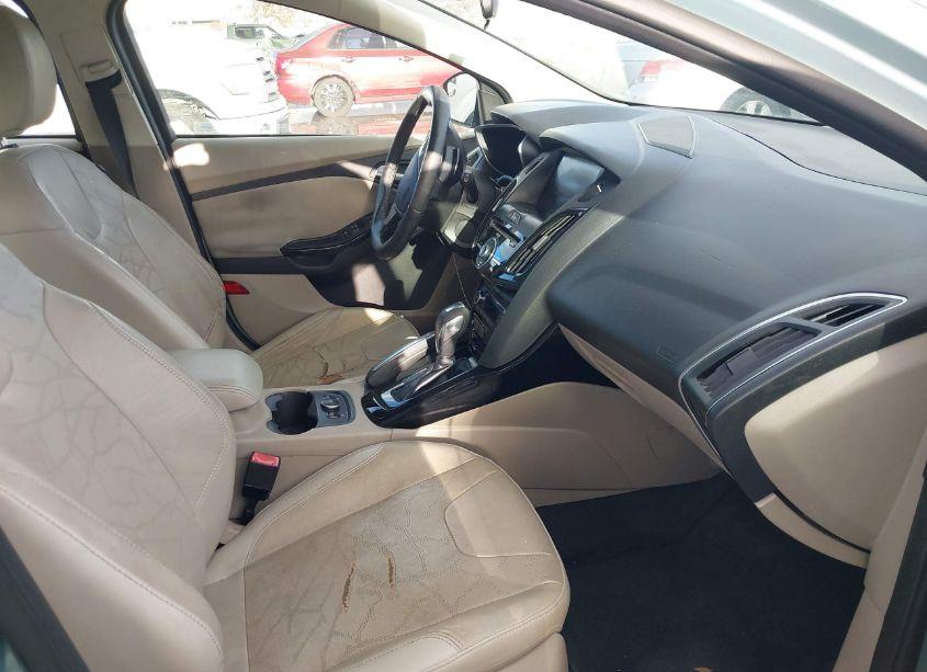 Photo 5 of 2013 Ford Focus ELECTRIC (VIN 1FADP3R46DL313973)
