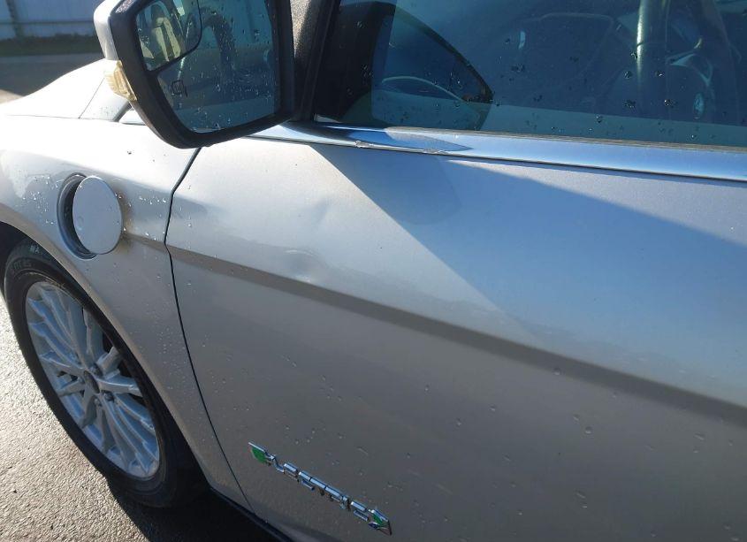 Photo 6 of 2013 Ford Focus ELECTRIC (VIN 1FADP3R47DL353351)